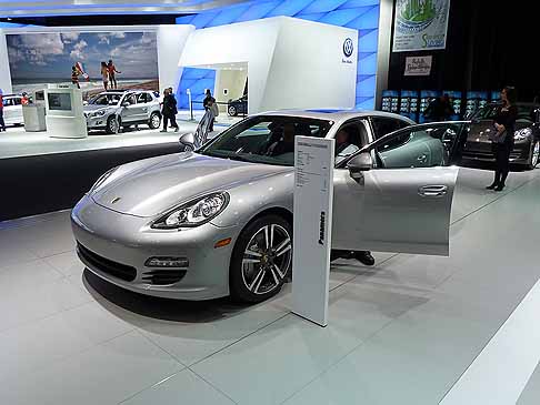 Detroit Auto Show Porsche